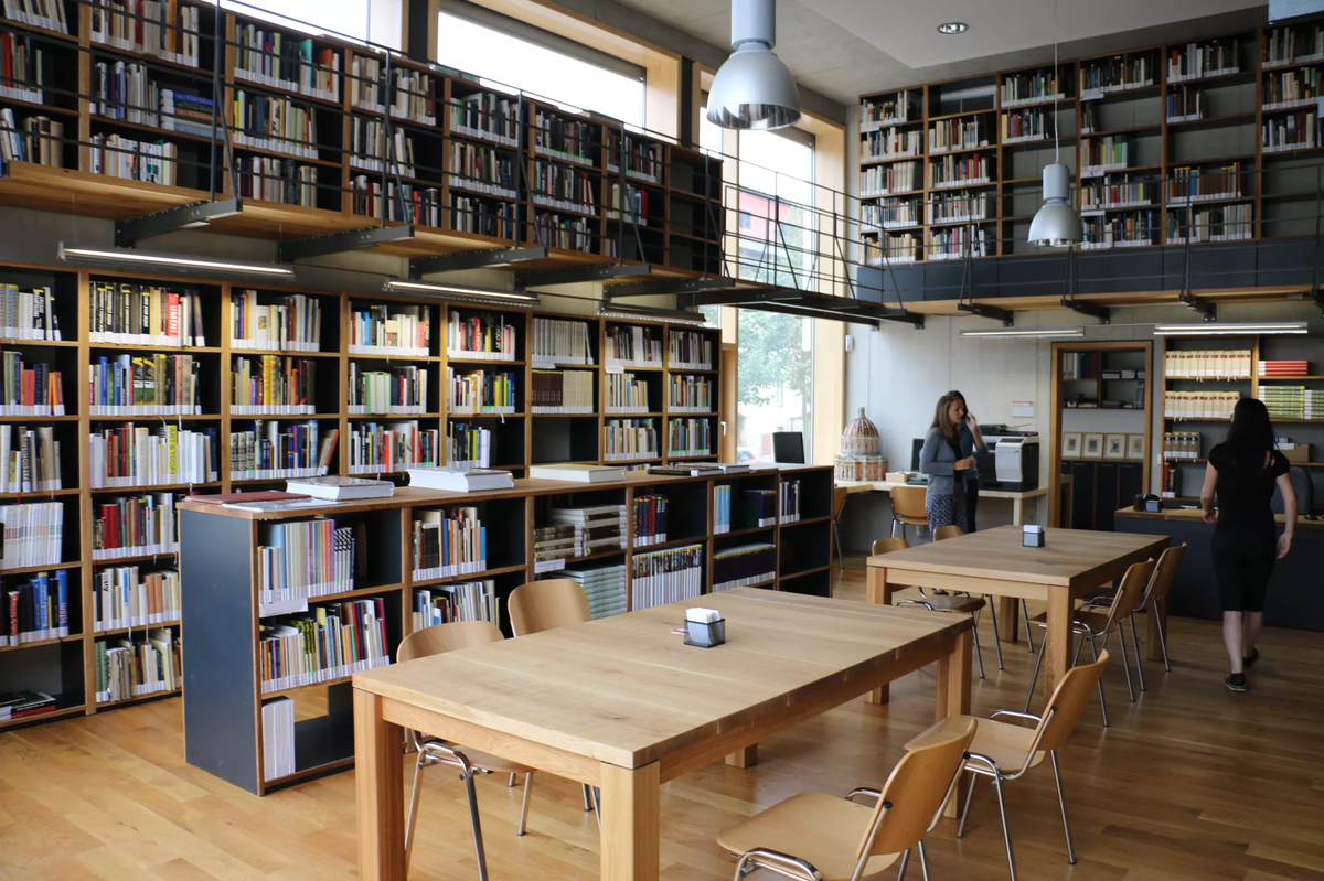 Knihovna Univerzity Pardubice Fakulty restaurování v Litomyšli