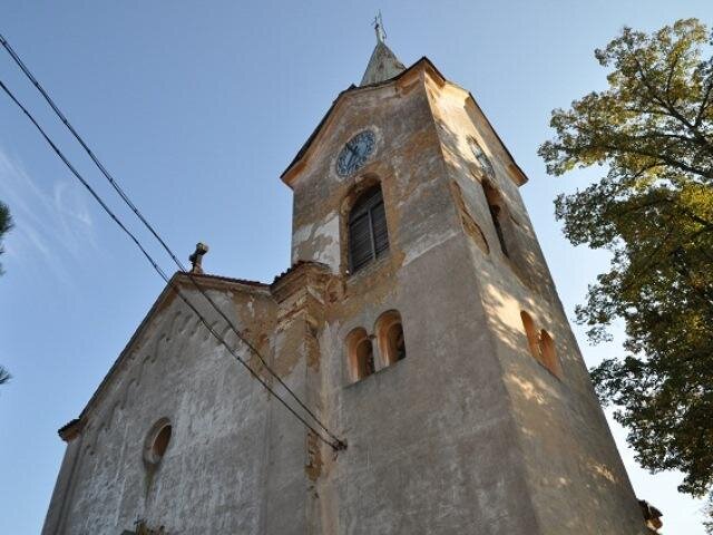 Kostel sv. Petra a Pavla ve Zlatníkách | Foto: Obec Zlatníky-Hodkovice| Licence: Všechna práva vyhrazena