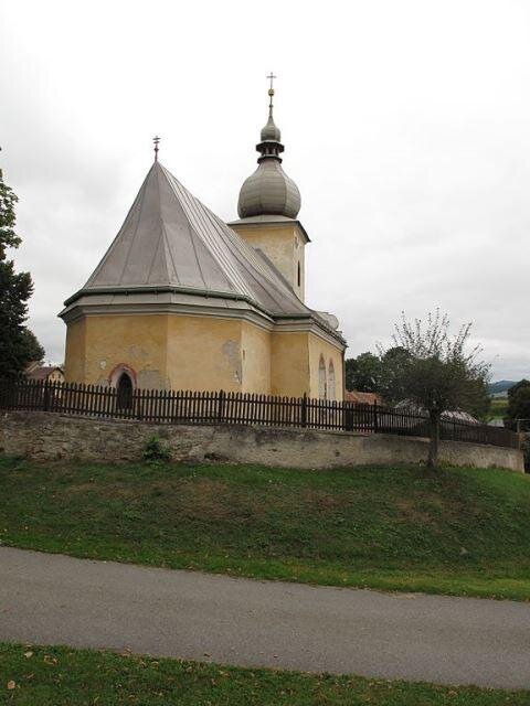 Kostel sv. Martina v Rovné | Foto: Juandev – Wikimedia Commons | Licence: CC-BY-SA 3.0