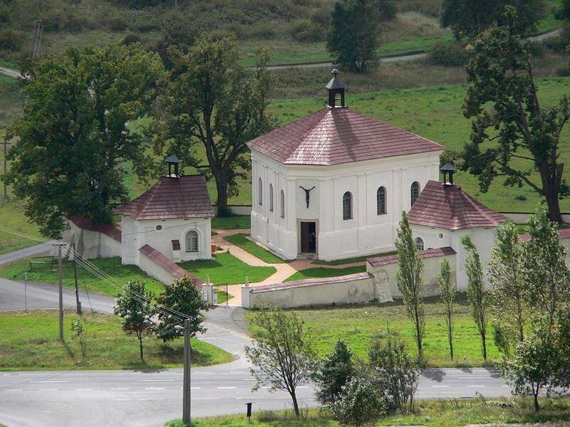 Kostel Nejsvětější Trojice v obci Andělská Hora | Foto: Mirra - Wikimedia Commons | Licence: Uveďte autora - Zachovejte licenci 3.0 Česko 