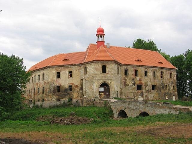 Zámek Vartenberk ve Stráži pod Ralskem | Foto: Radek Bartoš - Wikimedia Commons | Licence: Uveďte autora - Zachovejte licenci 3.0 Česko