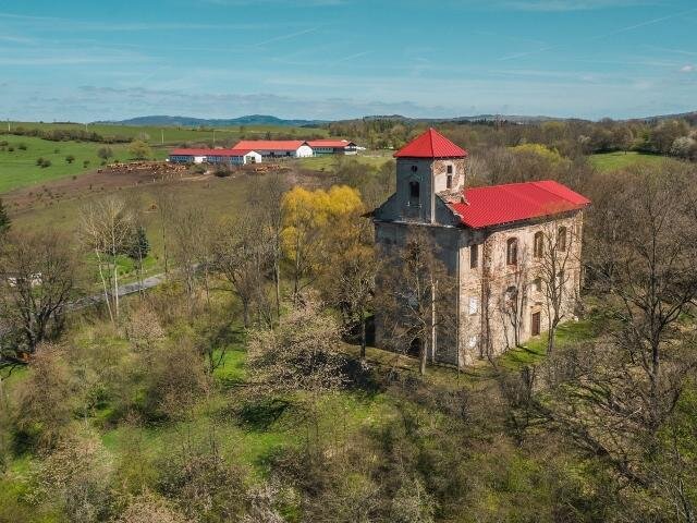 Kostel Nanebevzetí Panny Marie ve Svatoboru | Foto: Archiv Spolku pro dokumentaci a obnovu památek Karlovarska | Licence: Všechna práva vyhrazena