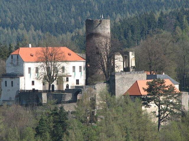 Hrad Svojanov | Foto: Mardoko – Wikimedia Commons | Licence: CC-BY-SA 3.0