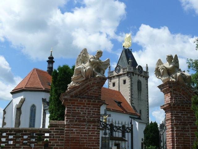 Kostel Nanebevzetí Panny Marie a sv. Gotharda v Budišově | Foto: Římskokatolická farnost Budišov | Licence: Všechna práva vyhrazena