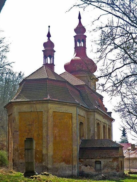 Kostel Narození Panny Marie v Kryrech | Foto: SchiDD – Wikimedia Commons | Licence: CC-BY-SA 4.0