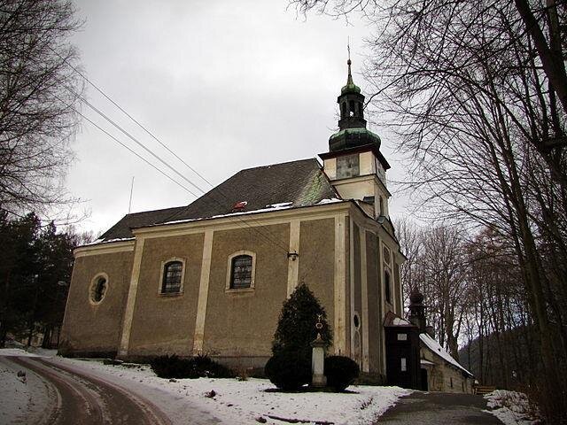 Kostel sv. Panny Marie Pomocné v Teplicích nad Metují | Foto: OndraPosp – Wikimedia Commons | Licence: CC-BY-SA-3.0