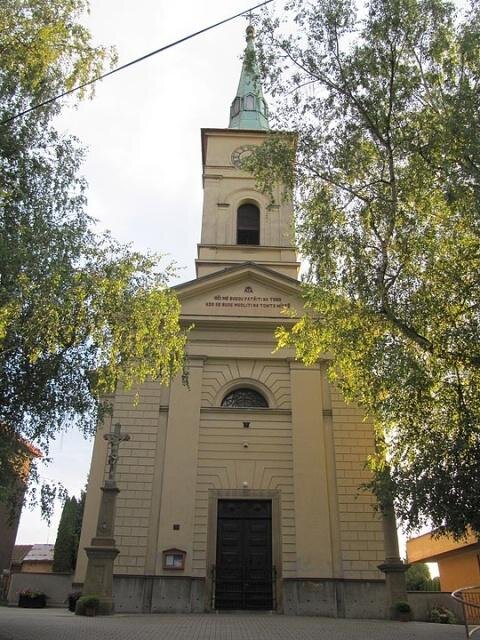 Kostel Navštívení Panny Marie v Bernarticích nad Odrou | Foto: Palickap – Wikimedia Commons | Licence: CC-BY-SA 3.0
