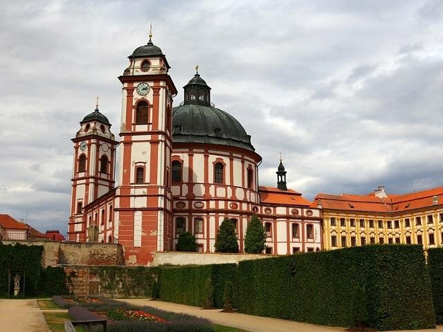 Kostel sv. Markéty a zámek v Jaroměřicích nad Rokytnou | Foto: VitVit – Wikimedia Commons | Licence: CC-BY-SA 4.0
