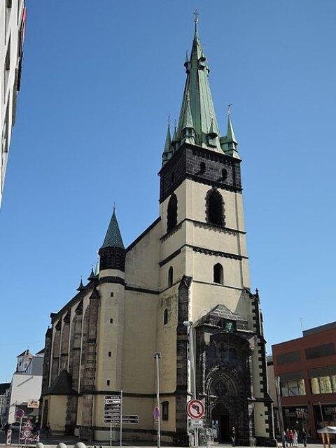 Kostel Nanebevzetí Panny Marie v Ústí nad Labem | Foto: Dobroš – Wikimedia Commons | Licence: CC-BY-SA 4.0