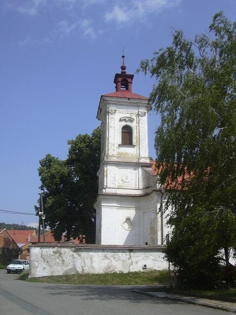 Kostel Nejsvětější Trojice v Habrovanech | Foto: Pernak1 – Wikimedia Commons | Licence: Uveďte autora – Zachovejte licenci 3.0 Česko