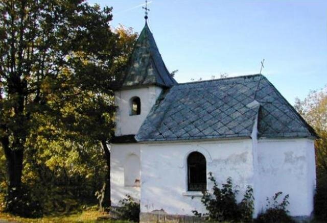 Kaplička v Prackově | Foto: Občanské sdružení za záchranu kapličky na Prackově | Všechna práva vyhrazena