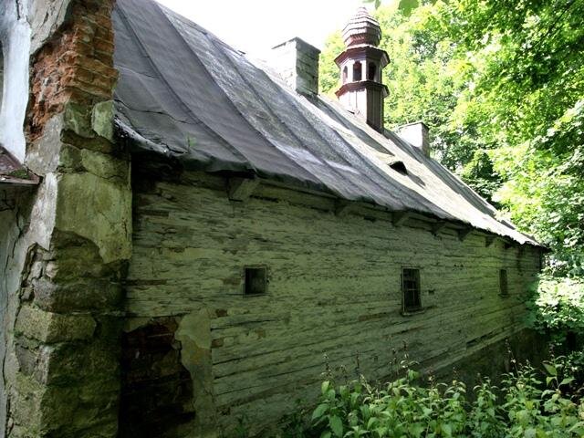 Poustevna u kostela P. Marie Pomocné | Foto: Zachraňme teplickou poustevnu, o.s. | Licence: Všechna práva vyhrazena