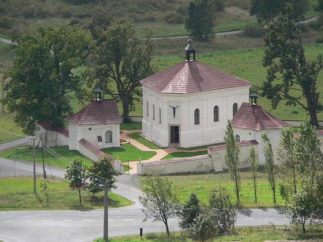  Kostel Nejsvětější Trojice v Andělské Hoře | Foto:  Mirra  – Wikimedia Commons | Licence: CC-BY-SA 3.0