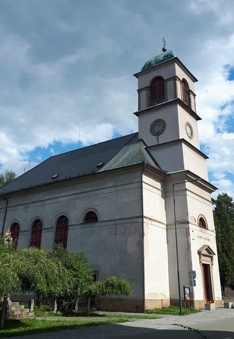 Kostel sv. Mikláše v Dolní Dobrouči před opravou | Foto: Římskokatolická farnost Dolní Dobrouč | Licence: Všechna práva vyhrazena