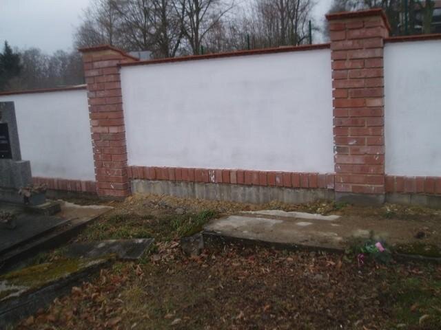 Staňkov, hřbitovní zeď | Foto: Cihelna Štěrboholy | Všechna práva vyhrazena