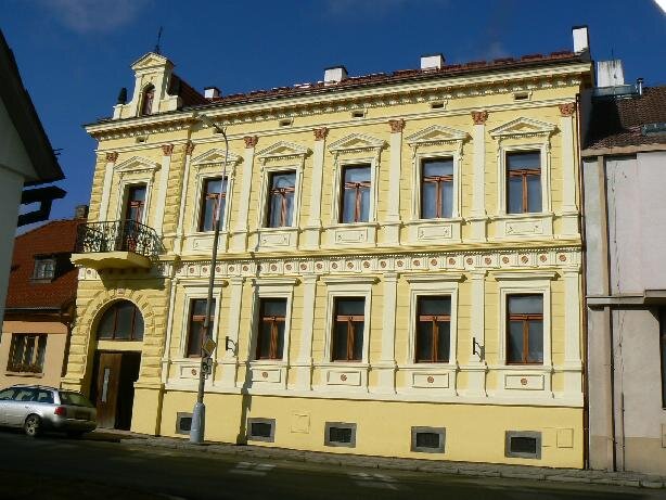 Krov, střecha, okna a dveře Netolice | Diblík Miloslav - truhlářství, tesařství, pokrývačství, dřevostavby | Všechna práva vyhrazena
