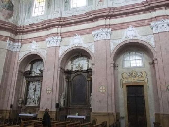 Dekorativní fresky v chrámu Zvěstování Panny Marie ve Šternberku | ak.mal. Pavel Kříž | Všechna práva vyhrazena
