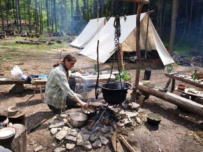 Osada doby bronzové Křivolík, Nasavrky