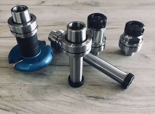 Upínací trny a sklíčidla na CNC frézování dřeva | © HABILIS spol. s r.o.