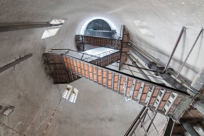 Schodiště vodojemu Praha-Michle | © Robert Kořínek