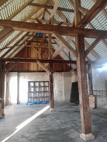 Bylany u Kutné Hory, Feldekův mlýn – oprava krovu stodoly z roku 1785 | Foto: archiv Ondřeje Protivy | Licence: Všechna práva vyhrazena