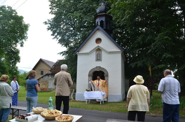 Mírová pod Kozákovem-Dubecko, kaple sv. Jana Nepomuckého – iniciování oprav a nového vybavení  | © Archiv Ondřeje Rajcsányi