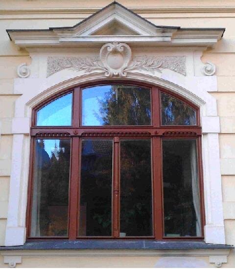 Olomouc, vila Eduarda Hamburgera  - okno po renovaci | Petr Valášek,  IST plus – zateplení oken | Všechna práva vyhrazena
