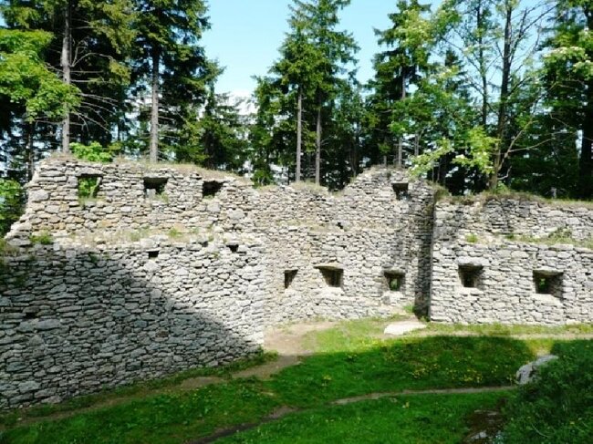 Vítkův hrádek  | Občanské sdružení Vítkův Hrádek | Všechna práva vyhrazena