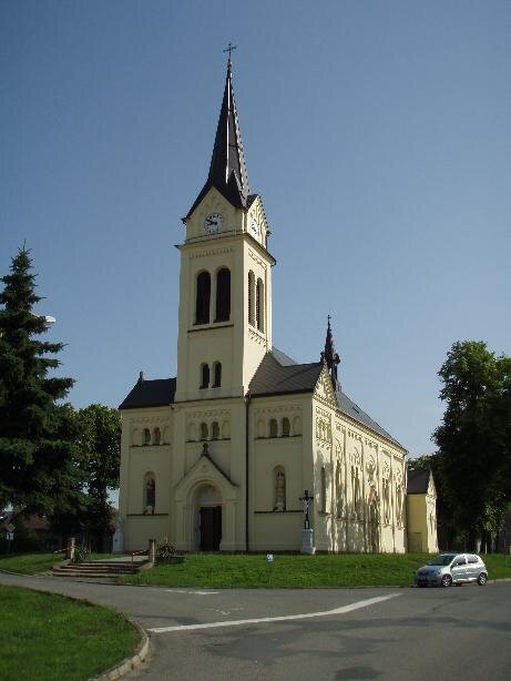 Kostel Šaratice | AKZ Stavby spol. s r.o. | Všechna práva vyhrazena