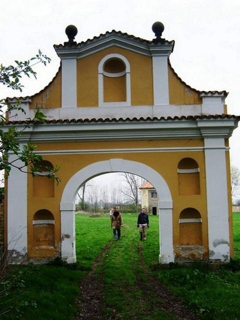 Z jarní brigády | Foto: Poutní cesta Hájek, z.s. | Licence: Všechna práva vyhrazena