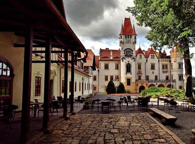 Zámek Žinkovy - celkový pohled | Foto: Foto Strašek | Licence: Všechna práva vyhrazena