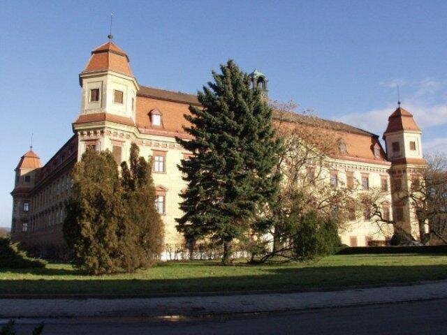 Zámek Holešov | Foto: Hydropol ČR, spol. s r.o. | Licence: Všechna práva vyhrazena
