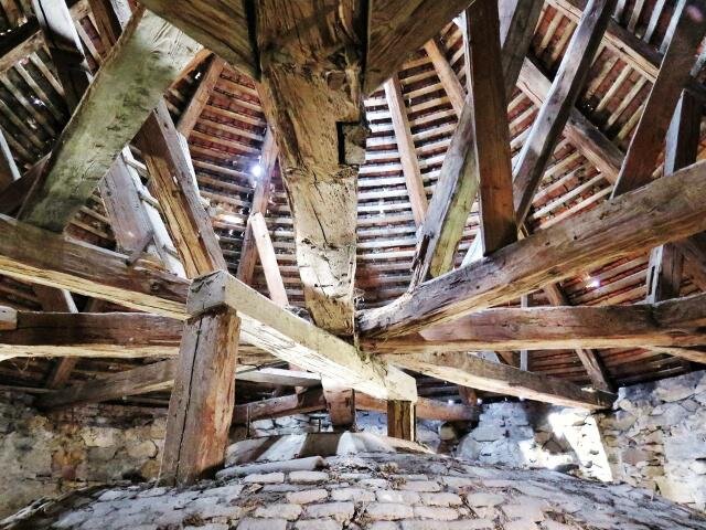 Krov hradební věže zámku Náměšť nad Oslavou | Soňa Křivánková – Průzkumy krovů | Všechna práva vyhrazena