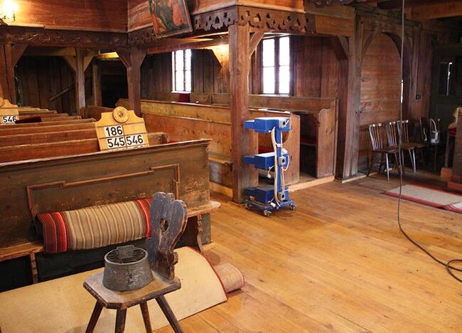 Kostel Hronsek, likvidace dřevokazného hmyzu a houby | Foto: Josef Frydrych - MYKOS mikrovlny | Licence: Všechna práva vyhrazena