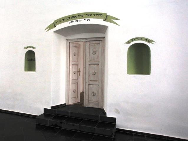 Synagoga Čkyně – interiér | SPOLEČNOST PRO OBNOVU ŽIDOVSKÉ SYNAGOGY | Všechna práva vyhrazena