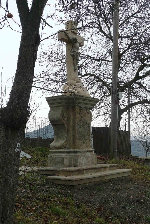 Restaurování a rekonstrukce chybějících částí Krucifixu v Borči, stav po restaurování  | MgA.Tereza Korbelová - akademická sochařka a restaurátorka | Všechna práva vyhrazena