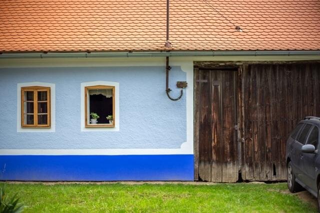Hrubá Vrbka 12 – obnova fasády venkovské usedlosti | Foto: MonesArt | Všechna práva vyhrazena