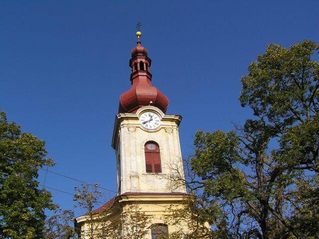 Modernizace věžních hodin, oprava ciferníku a rafijí na kostele sv. Maří Magdaleny v Holanech | Foto: Dipl. Ing. Ivan Šmerda | Licence: Všechna práva vyhrazena