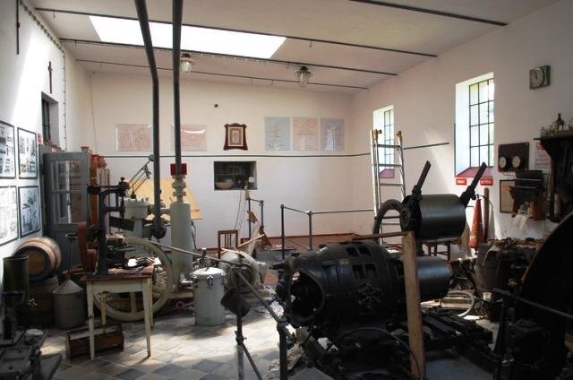 Strojovna | ČERNOKOSTELECKÝ PIVOVARSKÝ ARCHIV A MUZEUM O.P.S. | Všechna práva vyhrazena