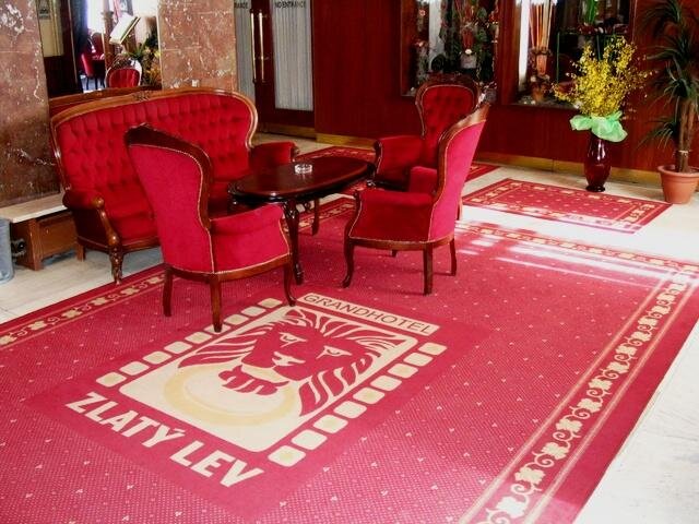 Grandhotel Zlatý lev - koberec | | Miloslava Procházková AVANTI | Všechna práva vyhrazena