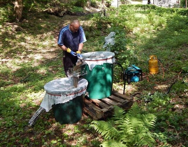 Mobilní laboratoř k plavení vzorků sedimentů z terénních výzkumů | Foto: Archeo Sever o.p.s. | Licence: Všechna práva vyhrazena