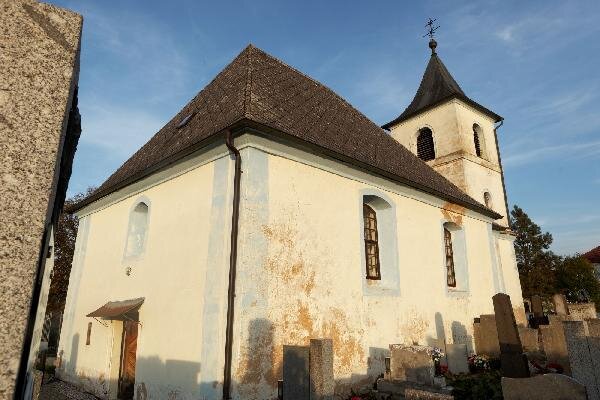 Žákava, kostel sv. Vavřince | Foto: Jitka Nekolová | Licence: Všechna práva vyhrazena