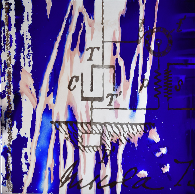 Ukázka moderní vitráže Nicola Tesla kombinací pískování a malby, vč. malby zlatem  | © Archiv Jitky a Richarda Kantových