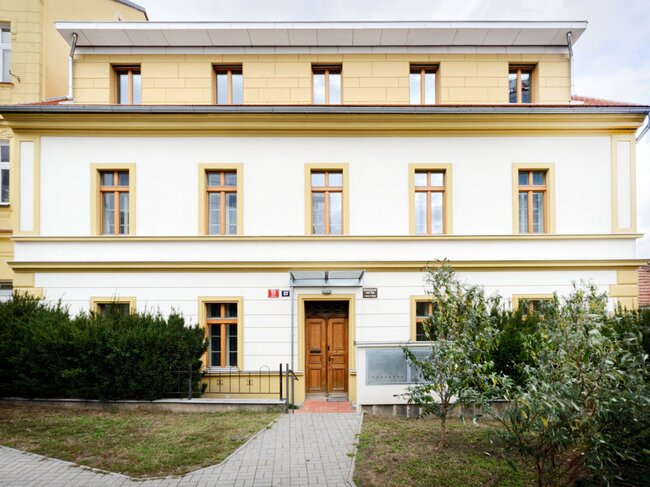 Fara Michle | © Atelier Tlustý