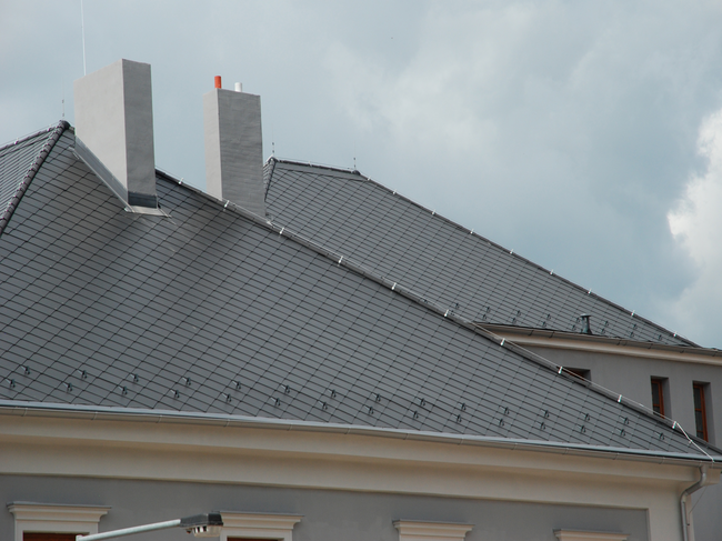 Beroun, Společenský dům Plzeňka – střešní krytina Česká šablona | © Swisspearl Česká republika a.s.