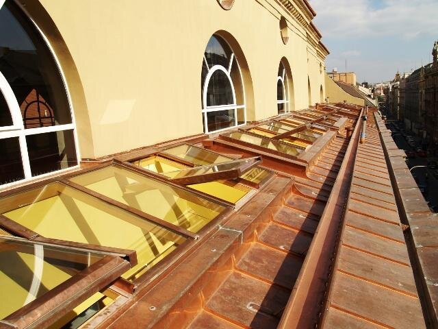 Střešní prosklení Solara VARIATIK, Praha 1 - Palác U Hybernů | SOLARA s.r.o. | Všechna práva vyhrazena