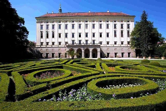 Arcibiskupský zámek, Podzámecká zahrada a Květná zahrada v Kroměříži, památka UNESCO | Muzeum umění Olomouc - Wikimedia Commons | CC BY-SA 4.0