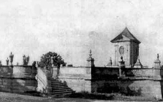 Střílky - Barokní hřbitov - schodiště 