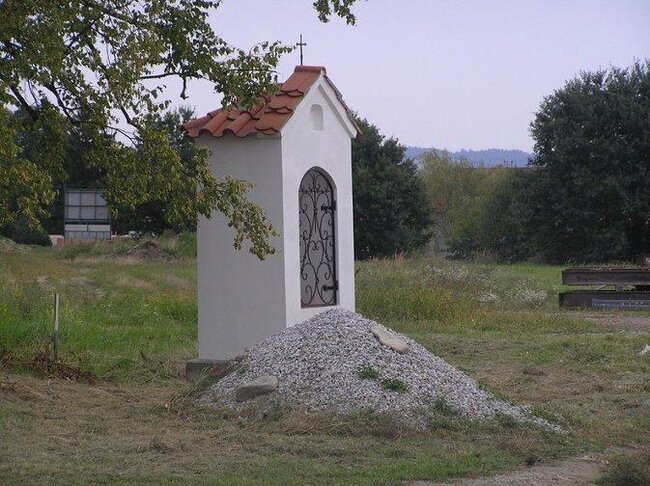 Planá - kaplička | Foto: Místní akční skupina Sdružení Růže | Licence: Všechna práva vyhrazena