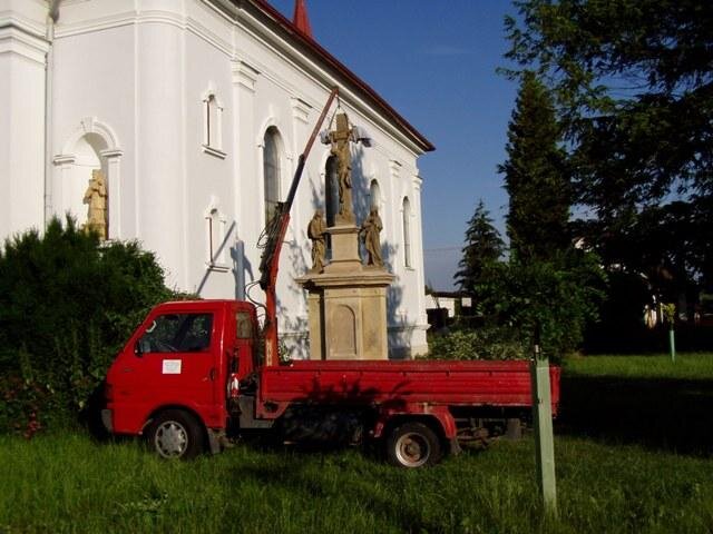 Renovovaný vršek křížku v Pohoří u Dobrušky | Foto: Aleš Holanec | Všechna práva vyhrazena